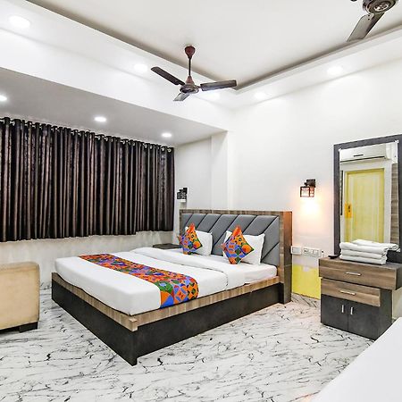 Hotel Fabexpress Sr Royale - Nr Sealdah Station Calcutta  Esterno foto