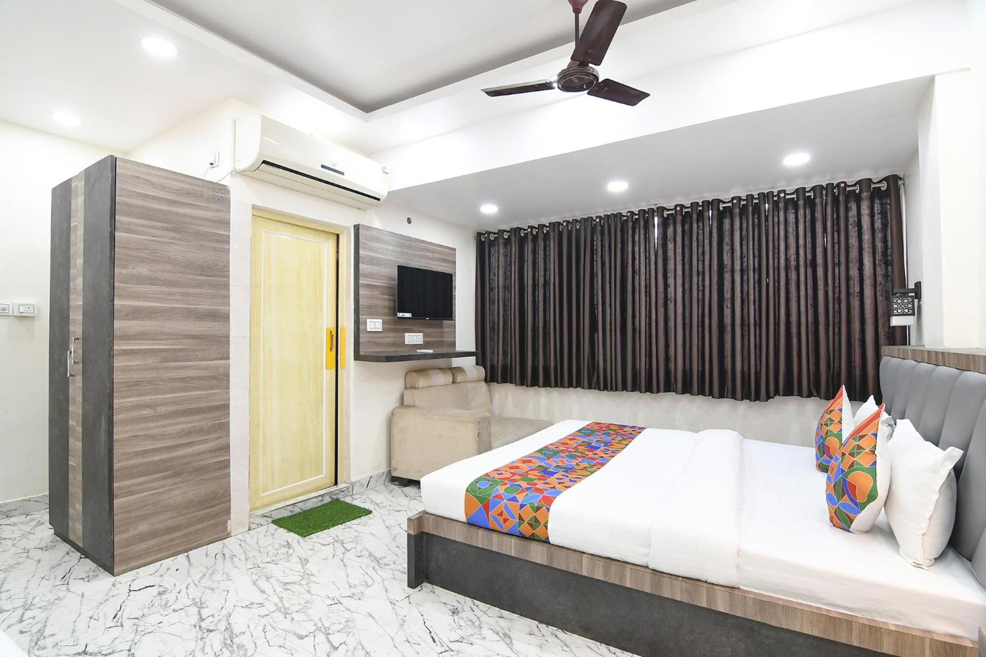 Hotel Fabexpress Sr Royale - Nr Sealdah Station Calcutta  Esterno foto