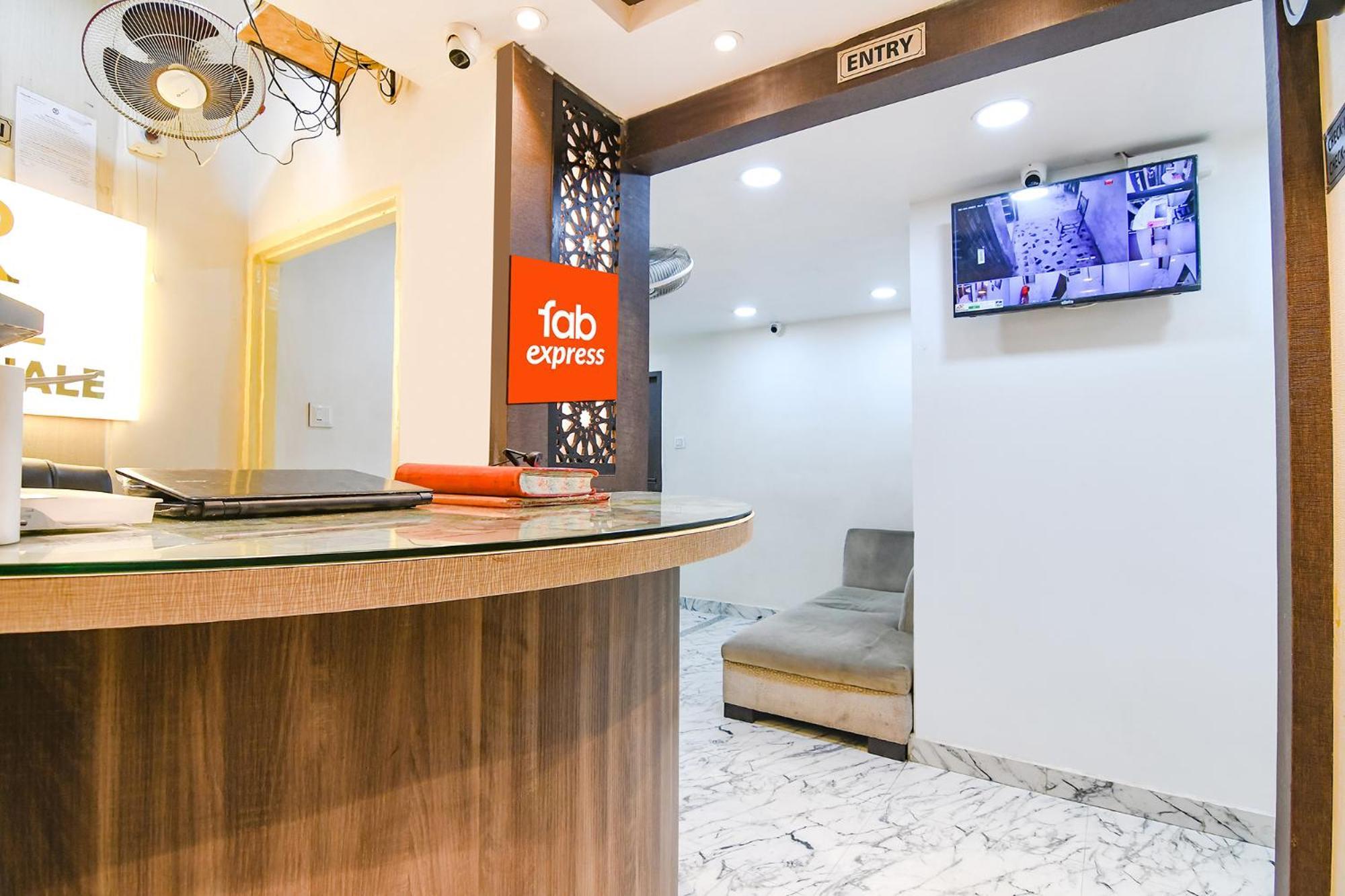 Hotel Fabexpress Sr Royale - Nr Sealdah Station Calcutta  Esterno foto