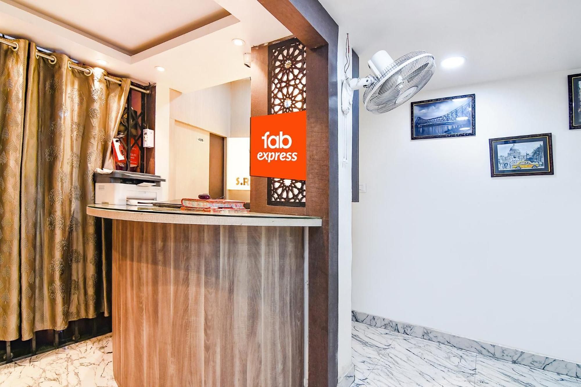 Hotel Fabexpress Sr Royale - Nr Sealdah Station Calcutta  Esterno foto